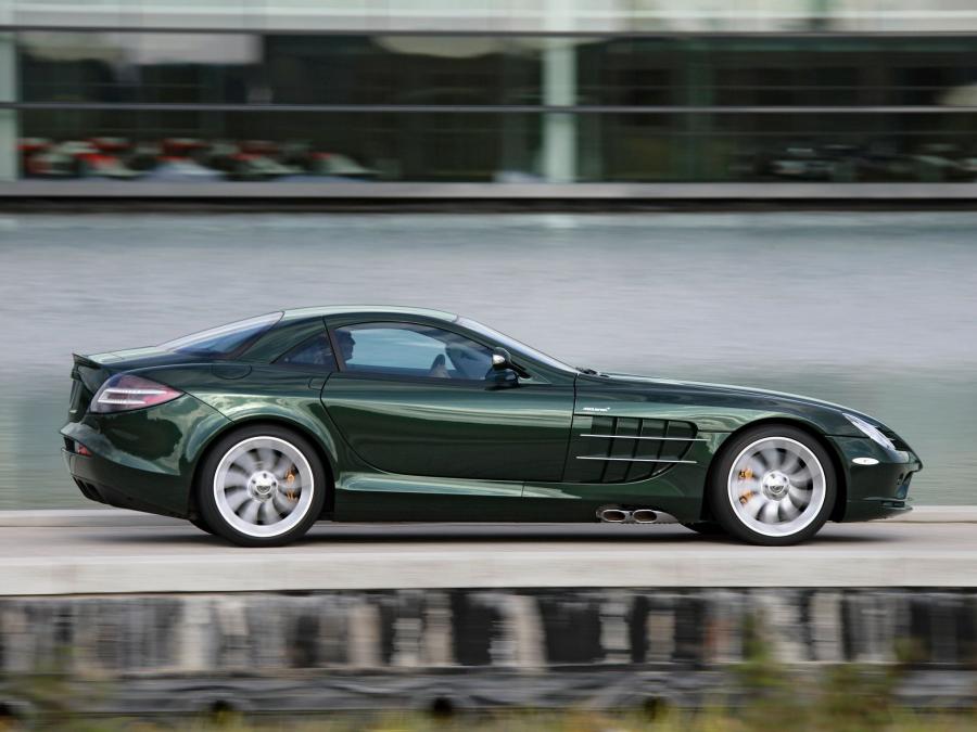  Mercedes-Benz SLR McLaren 2003 года  (фото 318 из 319)